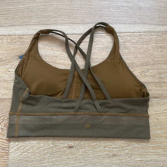Lululemon • Sports Bra - Picture 3 of 4
